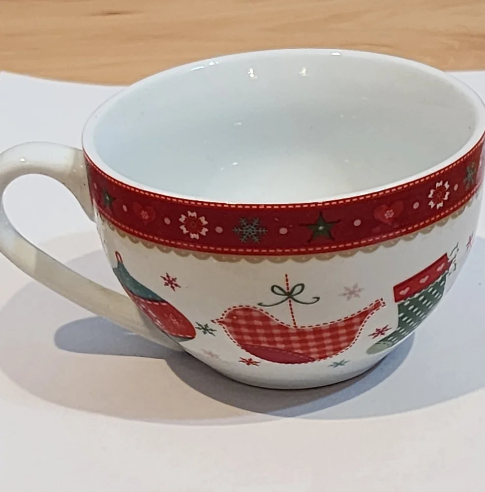Creative Tops Ltd. Holiday Collection Tea Cup